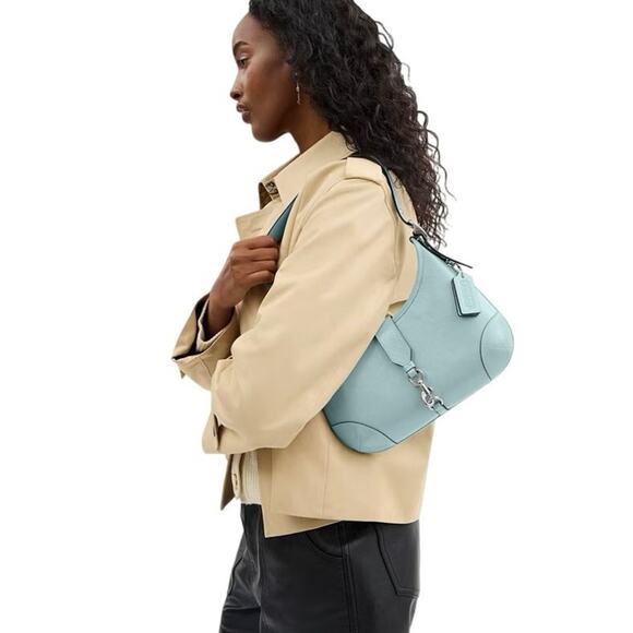 COACH, the Coach Originals Crinkle Patent Hamptons
Hobo Shoulder Bag - Picture 5 of 5